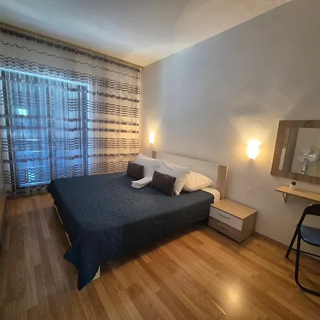 דירה Margareta & Ena