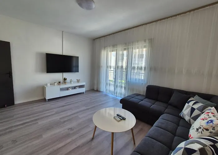 דירה Margareta & Ena מאלינסקה